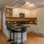 シャレー Haus Ganbei *