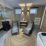 シャレー Haus Ganbei *